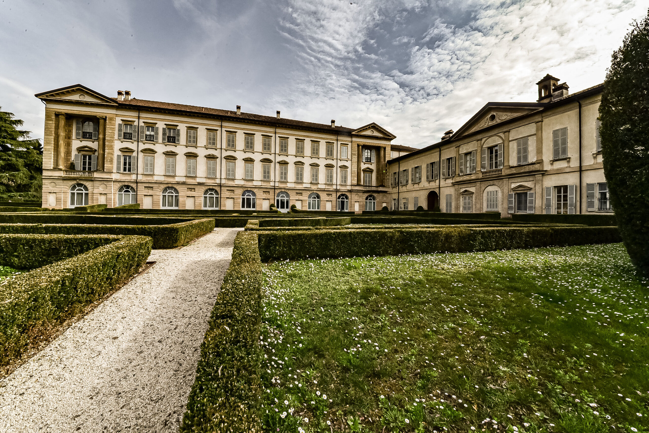 Brianza: Sontuosa proprietà nel Parco di Montevecchia